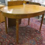 534 8064 DINING TABLE